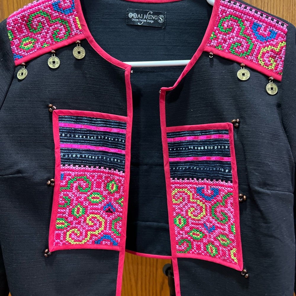Colorful Embroidered Women's Jacket - Picture 2 of 5